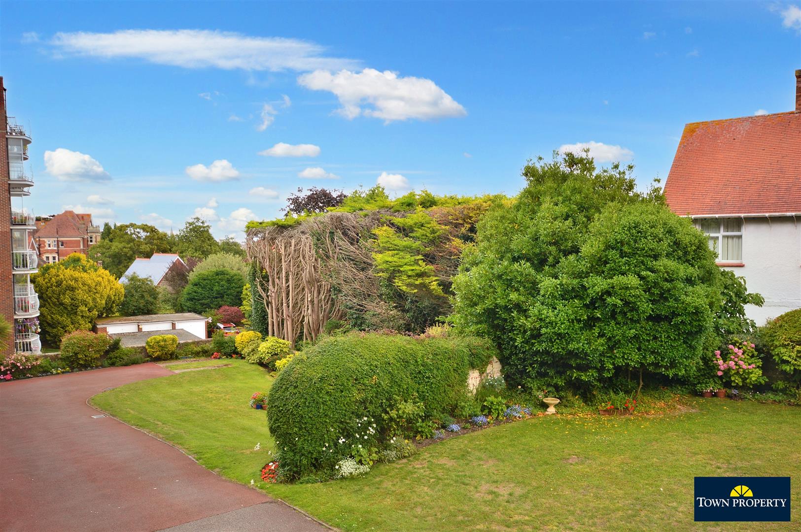 Property Details for Meads Road Eastbourne BN20 7PY Town Property